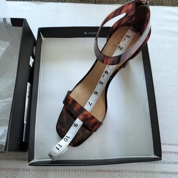 INC Makenna Two-Piece Clear Vinyl Dress Sandals - Picture 11 of 11